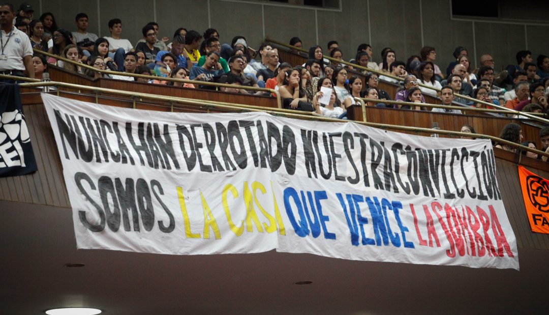 Juan Guaidó defiende la lucha universitaria