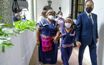 Elena Cruz fue elegida cacique en la Comarca Ngäbe Buglé