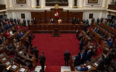 Afirman que el Congreso peruano tranca el adelanto de elecciones «por intereses personales»