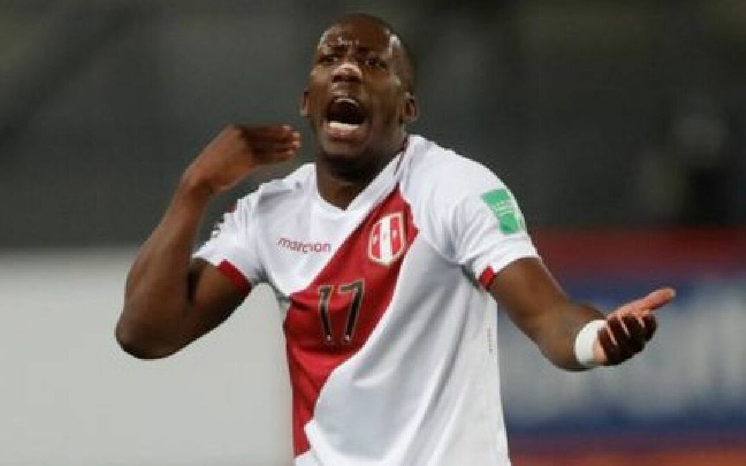 Luis Advíncula regresa a la blanquirroja