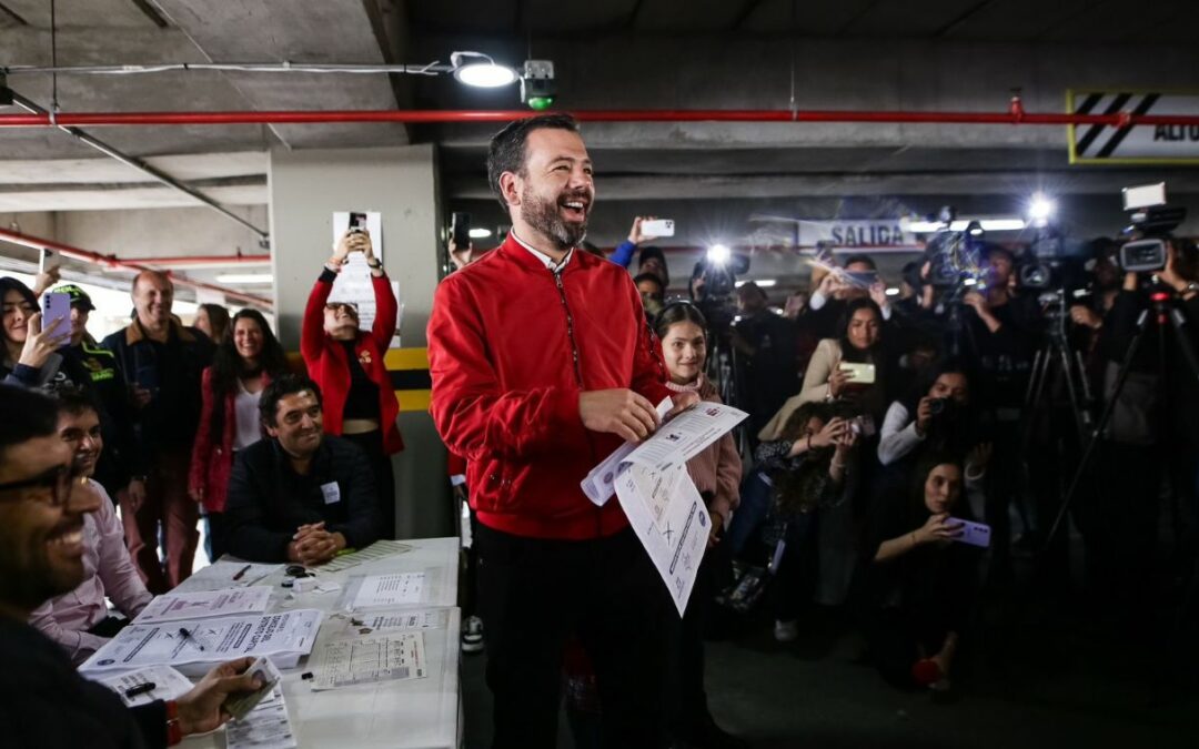 El nuevo alcalde de Bogotá es Carlos Fernando Galán