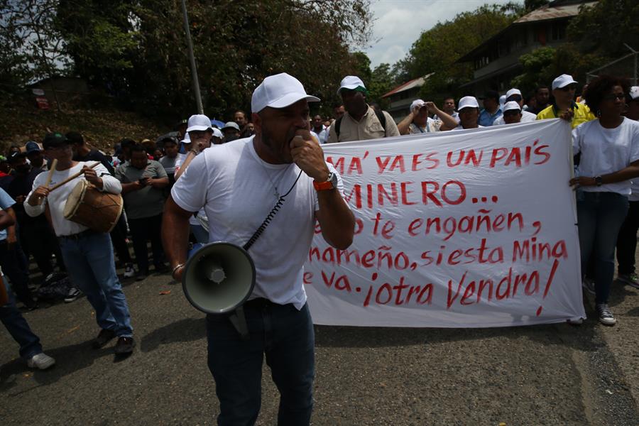 Trabajadores de Minera Panamá piden respeto por sus puestos laborales