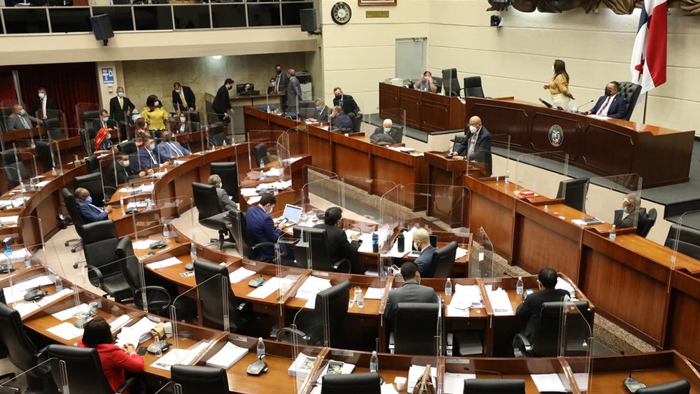 Asamblea panameña se mantiene en sesión permanente por elección de comisiones