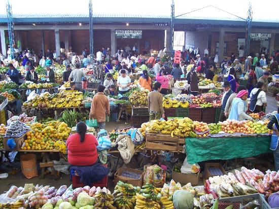 Peruano compara los supermercados de Colombia con los de su país