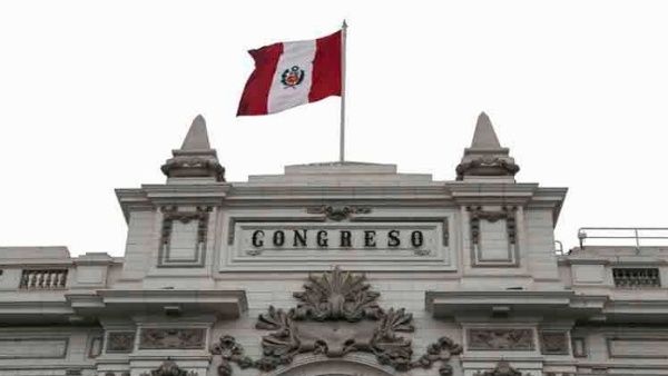 Congresistas peruanos suman 1.000 inasistencias desde marzo del 2024