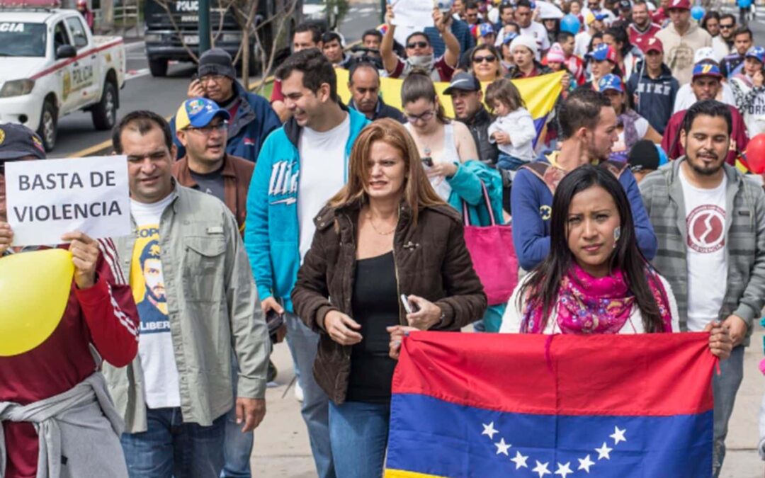 Venezolanos en Perú participaron en protesta contra la dictadura chavista